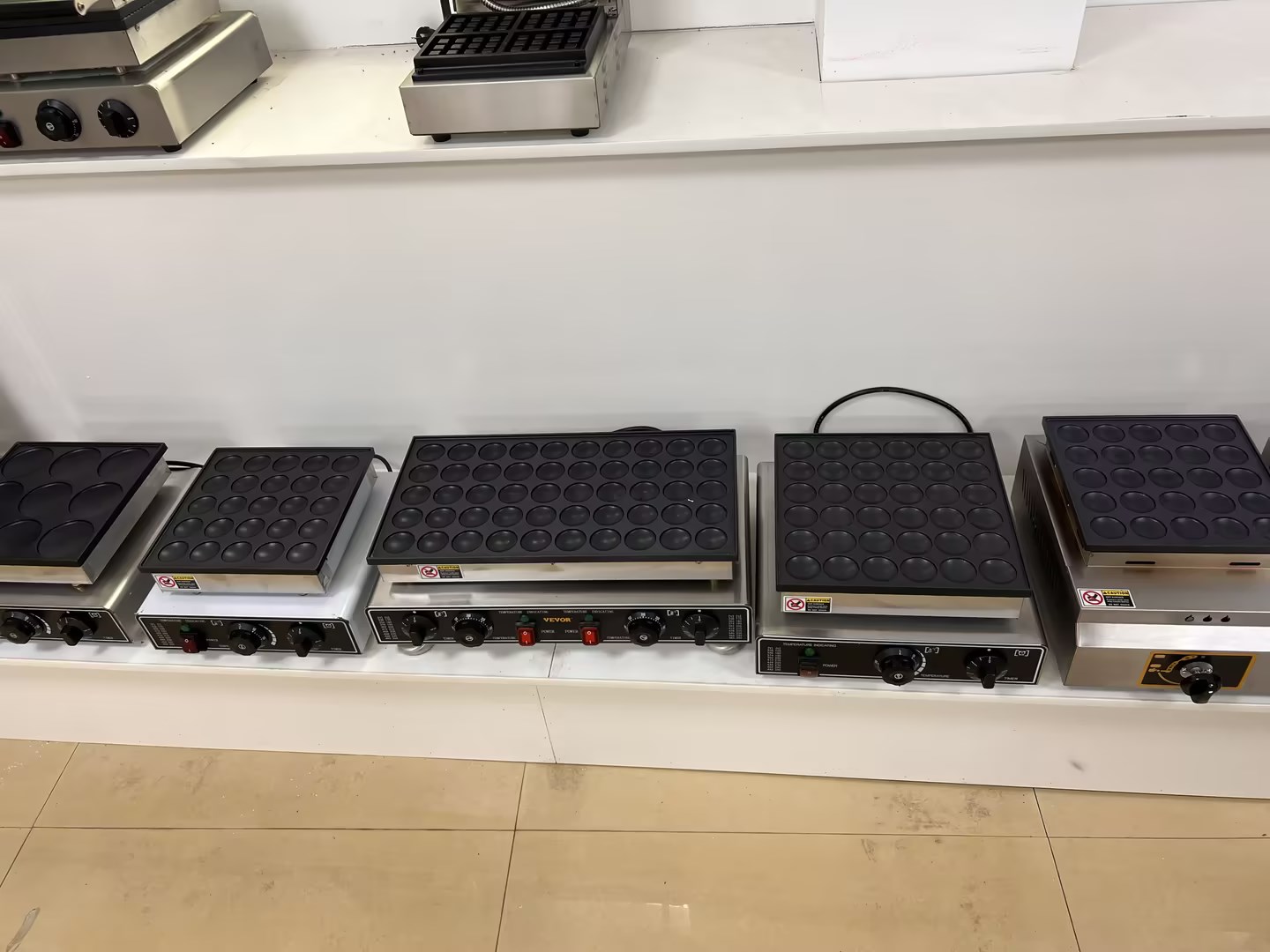 9 Holes Round Shape Waffle Muf - Mini Waffle Maker Machine ulasan dan harga